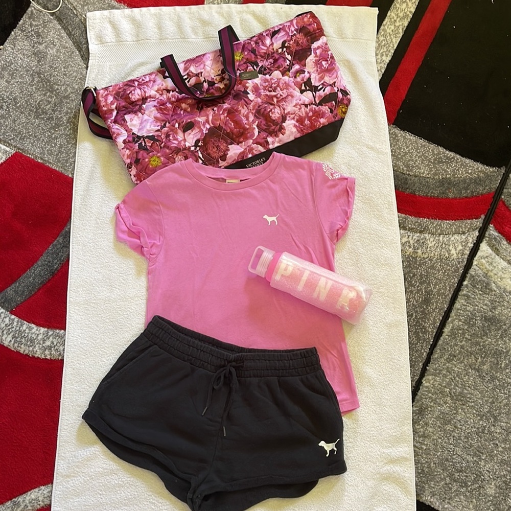 PINK 🐕 OUTFIT